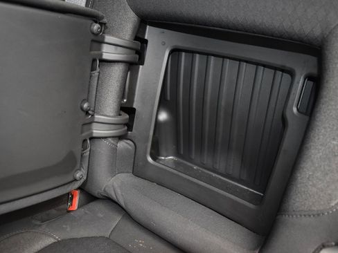 Used 2020 Chevrolet Silverado 1500 LT w/ All-Star Edition image 19