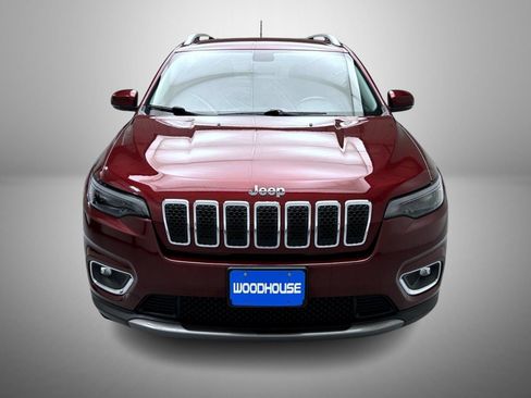 Used 2019 Jeep Cherokee Limited AWD/4WD image 2