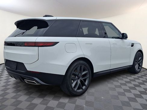 New 2026 Land Rover Range Rover Sport SE image 4
