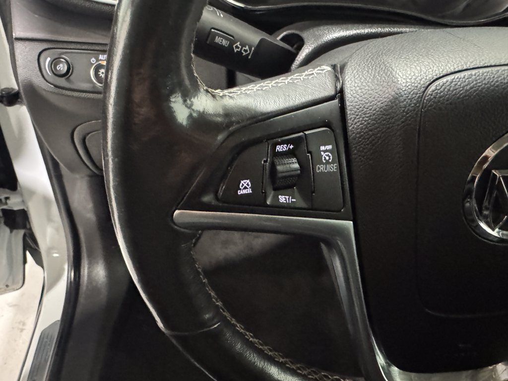 Used 2019 Buick Encore Essence FWD image 6