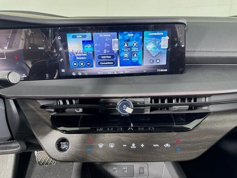 Used 2026 Nissan Murano SV AWD/4WD image 13