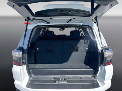 Used 2024 Toyota 4Runner SR5 Premium w/ Moonroof Package AWD/4WD image 26