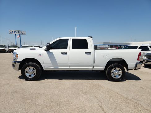 Used 2023 RAM 2500 Tradesman w/ Chrome Appearance Group AWD/4WD image 4