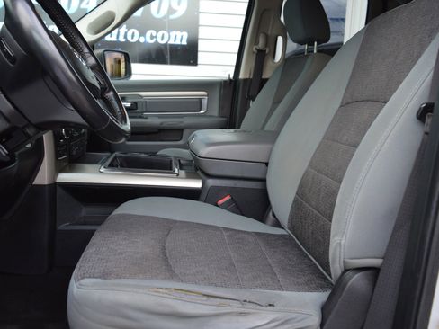 Used 2014 RAM 1500 Big Horn image 12