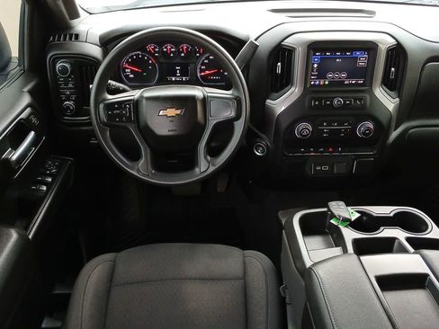 Used 2022 Chevrolet Silverado 1500 Custom AWD/4WD image 12