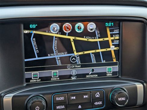 Used 2018 GMC Sierra 1500 SLT image 18