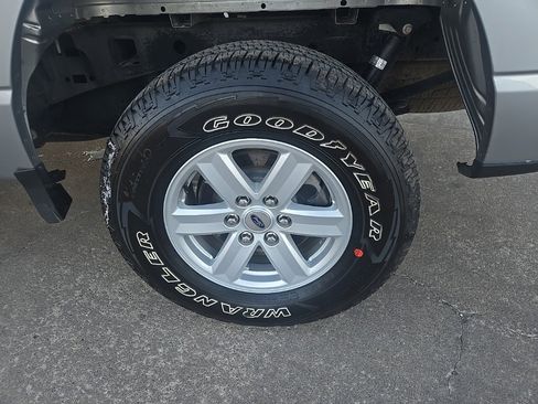 Used 2023 Ford F150 XLT image 27