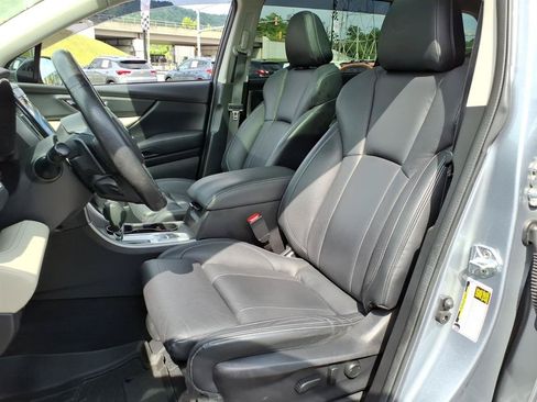 Used 2022 Subaru Ascent Limited w/ Technology Package AWD/4WD image 6
