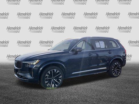 Certified 2025 Volvo XC90 B6 Plus image 5