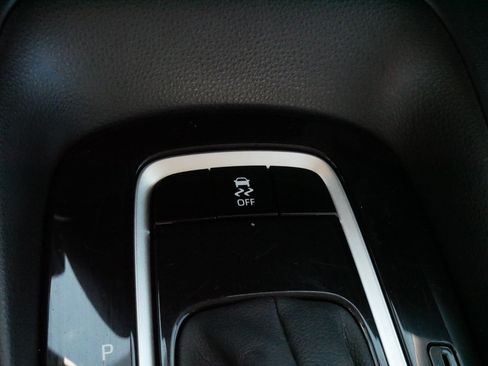 Certified 2025 Toyota Corolla LE FWD image 28