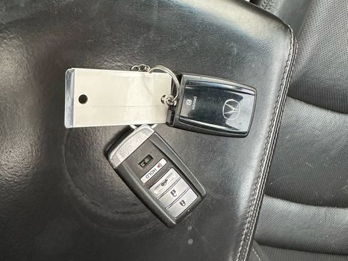 Used 2014 Acura RLX w/ Technology Package image 27