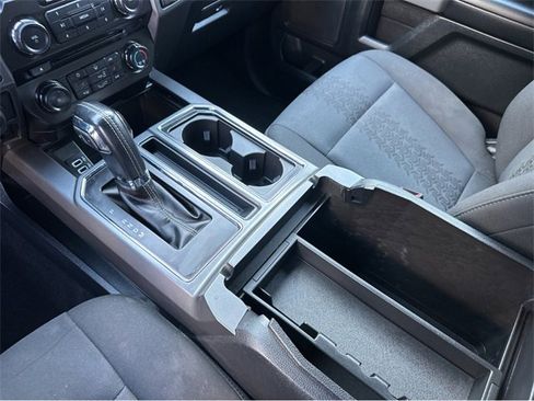 Used 2018 Ford F150 XLT w/ Equipment Group 302A Luxury image 32