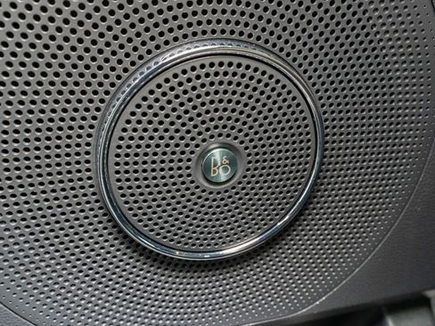 Used 2022 Ford Expedition Max Limited image 15