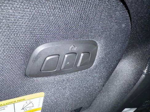 Used 2021 Ford Expedition XLT image 21