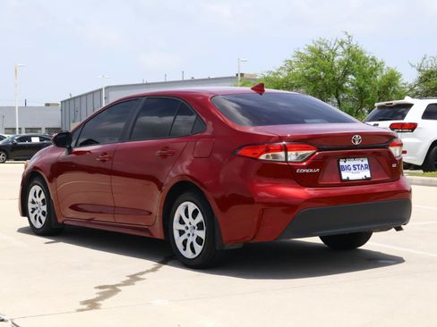 Used 2024 Toyota Corolla LE FWD image 3