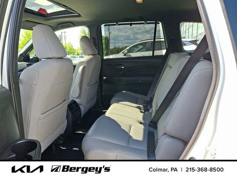 Used 2021 Honda Passport Elite image 12