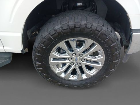 Used 2024 Ford F150 Lariat w/ Bed Utility Package AWD/4WD image 16