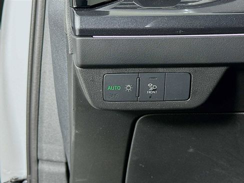 Certified 2023 Audi Q4 e-tron Prestige w/ Black Optic Package image 10