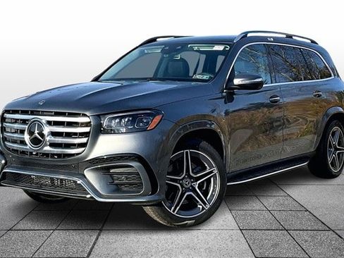New 2026 Mercedes-Benz GLS 450 4MATIC image 2
