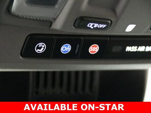 Used 2025 GMC Sierra 2500 SLE w/ SLE Convenience Package image 16