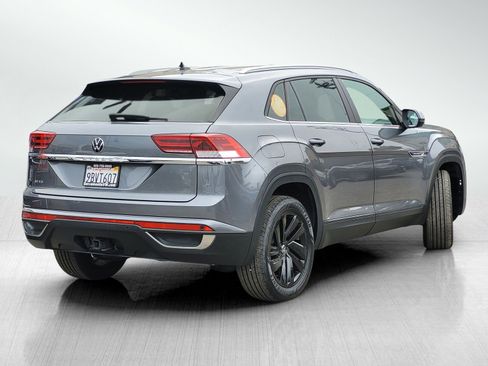 Used 2022 Volkswagen Atlas Cross Sport SE image 4