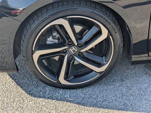 Used 2022 Honda Accord Sport image 10