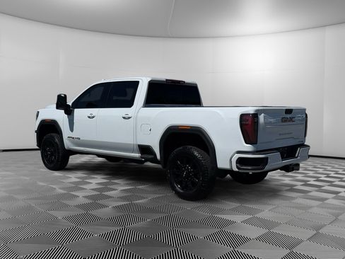 Used 2025 GMC Sierra 2500 AT4 AWD/4WD image 6