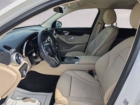 Certified 2022 Mercedes-Benz GLC 300 image 9