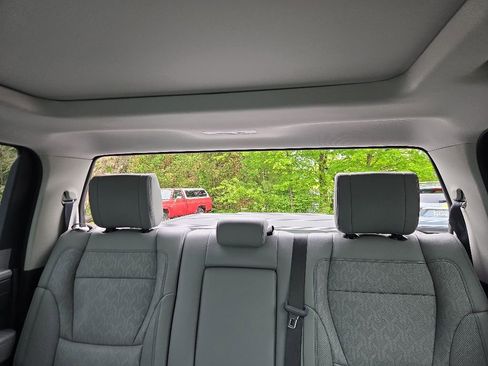 Used 2024 Toyota Tundra Limited AWD/4WD image 45