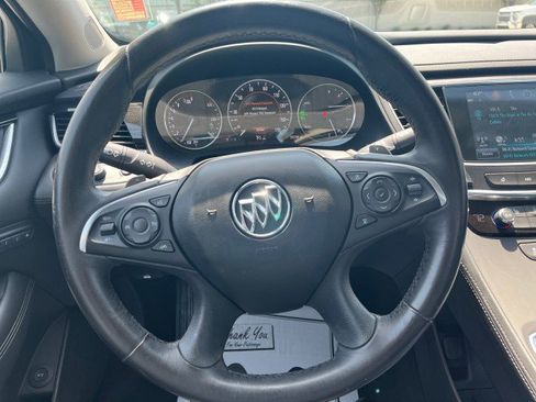 Used 2018 Buick LaCrosse Essence image 18