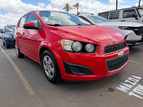 Used 2014 Chevrolet Sonic LS FWD image 6