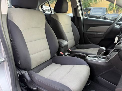 Used 2012 Chevrolet Cruze LS w/ Connectivity Package FWD image 14