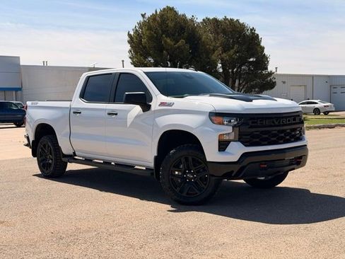 New 2026 Chevrolet Silverado 1500 Custom Trail Boss AWD/4WD image 1