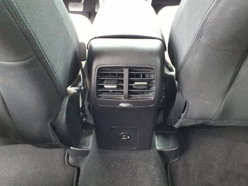 Used 2021 Ford Escape SE w/ Convenience Package FWD image 5