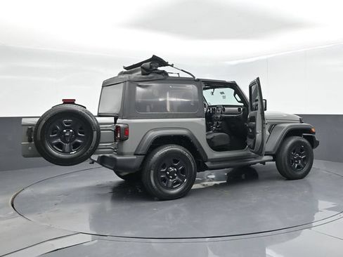 Used 2022 Jeep Wrangler Sport AWD/4WD image 62