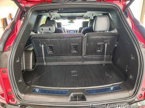 Used 2023 Buick Enclave Essence w/ Experience Buick Package FWD image 24