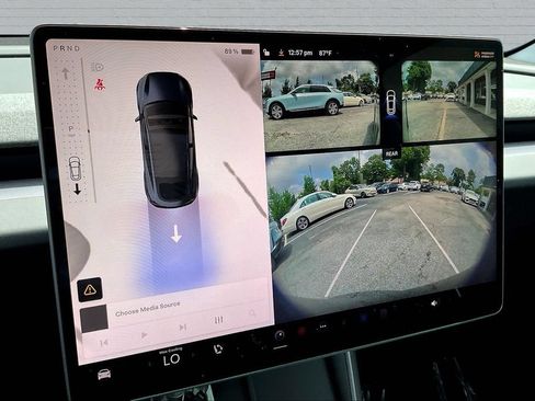 Used 2026 Tesla Model Y 2WD image 14