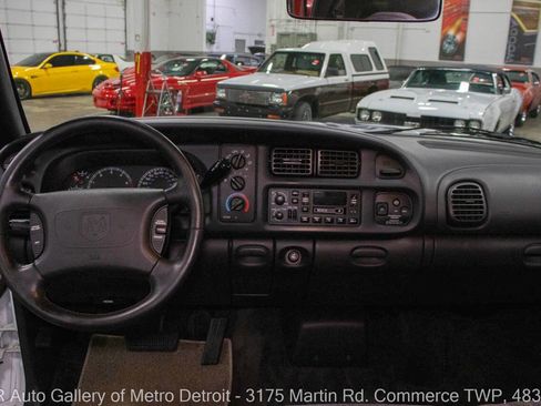 Used 1998 Dodge Ram 1500 Truck 2WD Regular Cab image 16