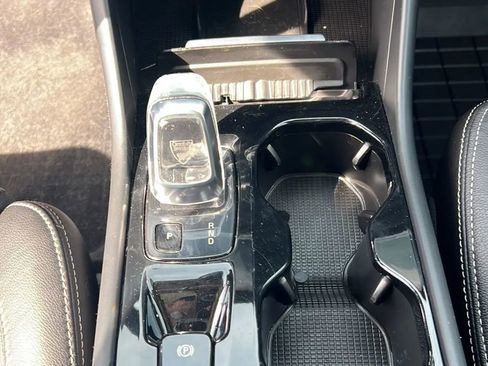 Used 2019 Volvo XC40 T5 Inscription AWD/4WD image 26