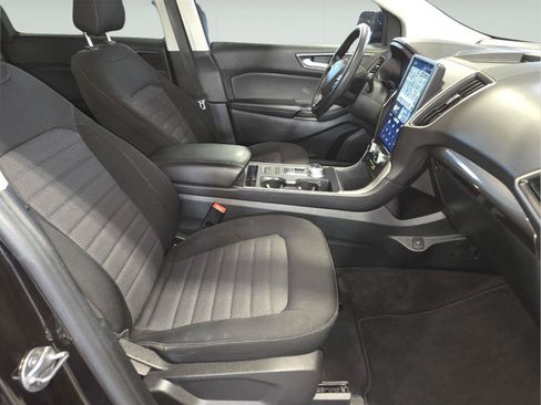 Used 2024 Ford Edge SE w/ Black Appearance Package AWD/4WD image 30
