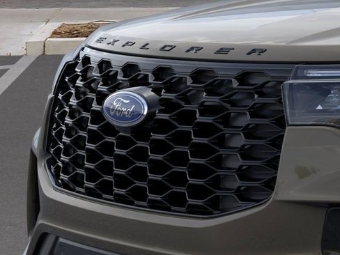 New 2026 Ford Explorer ST-Line w/ ST-Line Street Pack image 17