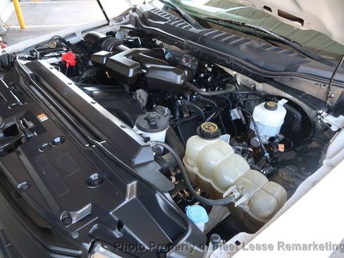 Used 2019 Ford F250 XL w/ Power Equipment Group AWD/4WD image 41