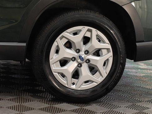 Used 2023 Subaru Forester AWD/4WD image 43