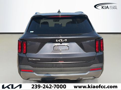 New 2026 Kia Sorento S w/ S Panoramic Sunroof Package FWD image 4