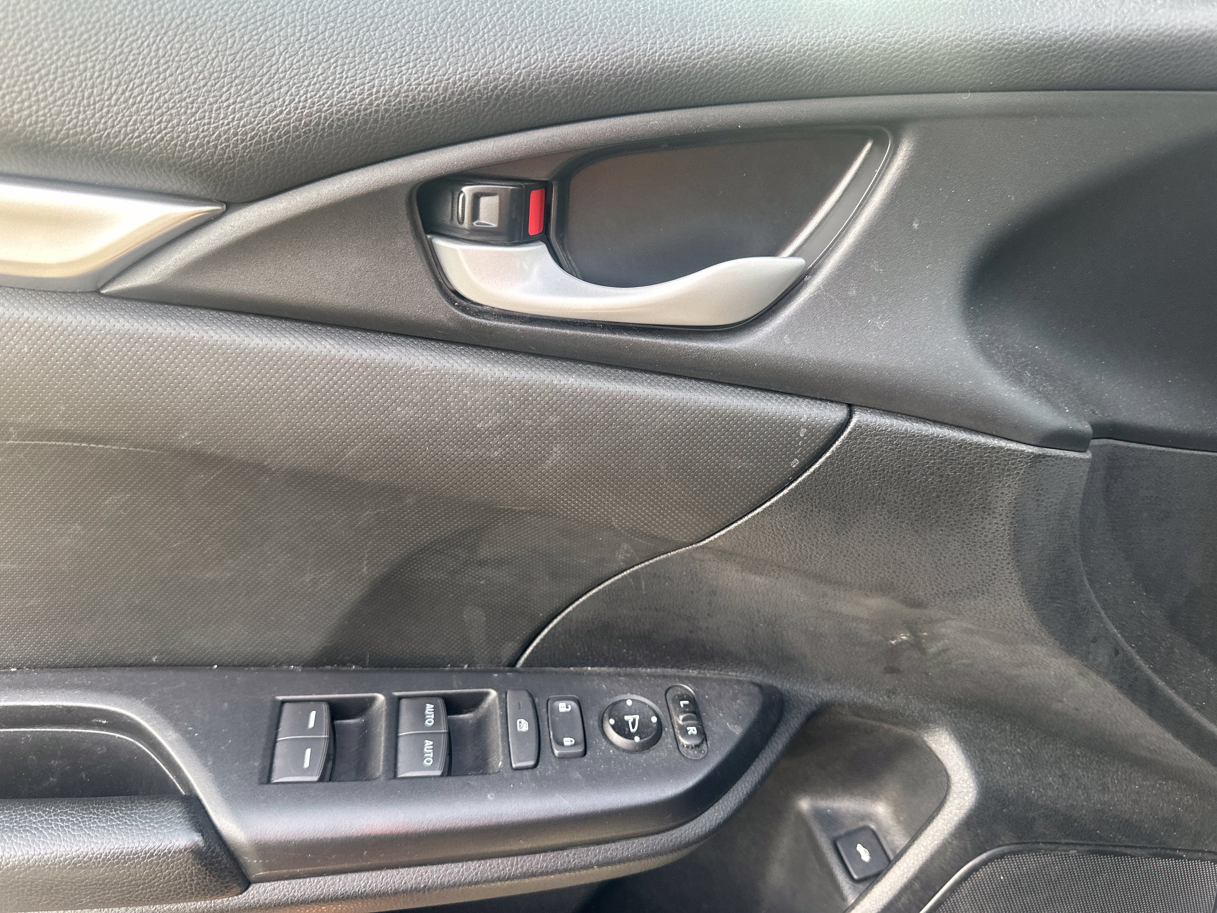 Used 2019 Honda Civic Sport image 6