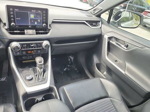 Certified 2020 Toyota RAV4 XSE AWD/4WD image 28