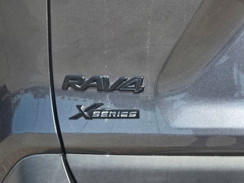 Used 2021 Toyota RAV4 XLE image 36
