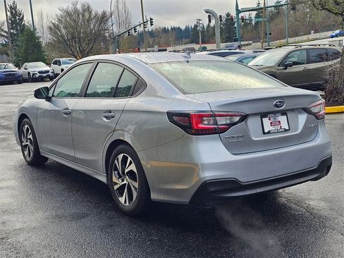 Used 2025 Subaru Legacy Premium image 5