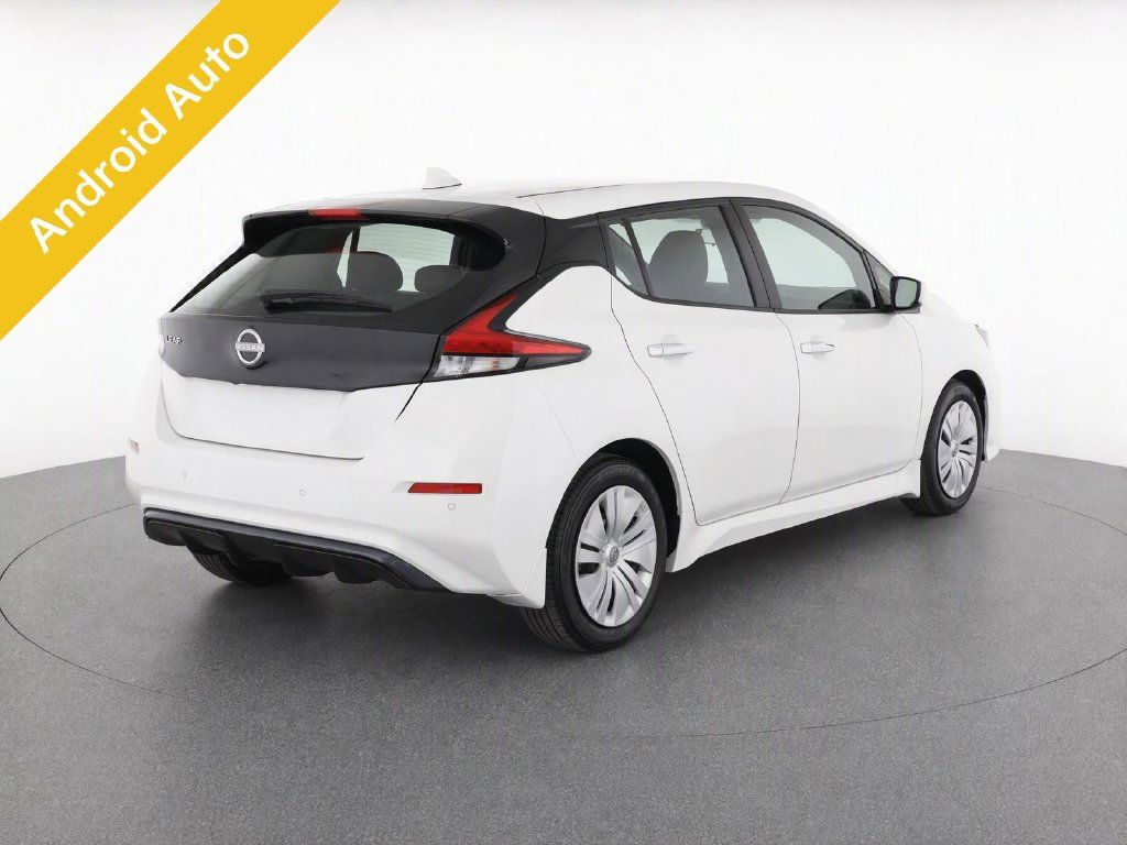 Used 2025 Nissan Leaf S FWD image 3