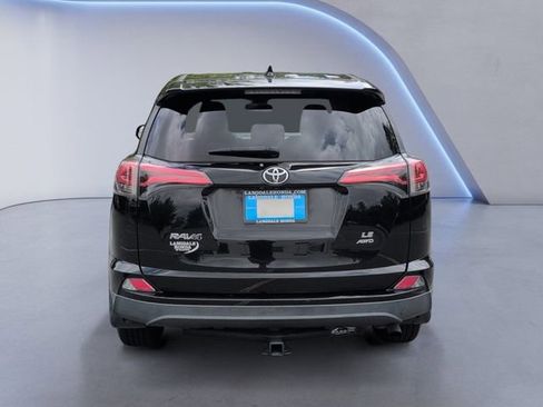 Used 2018 Toyota RAV4 LE w/ All Weather Liner Package AWD/4WD image 8